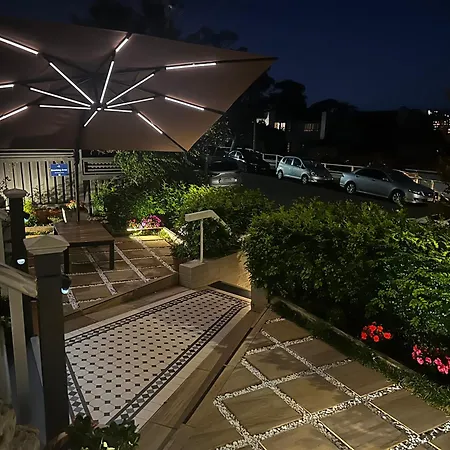Cremorne Point Manor-3