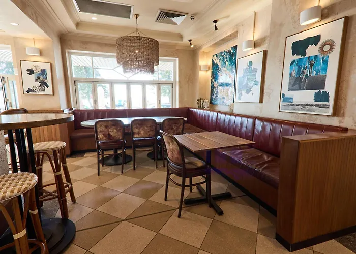 Casino hotel: Coogee Bay Boutique Hotel